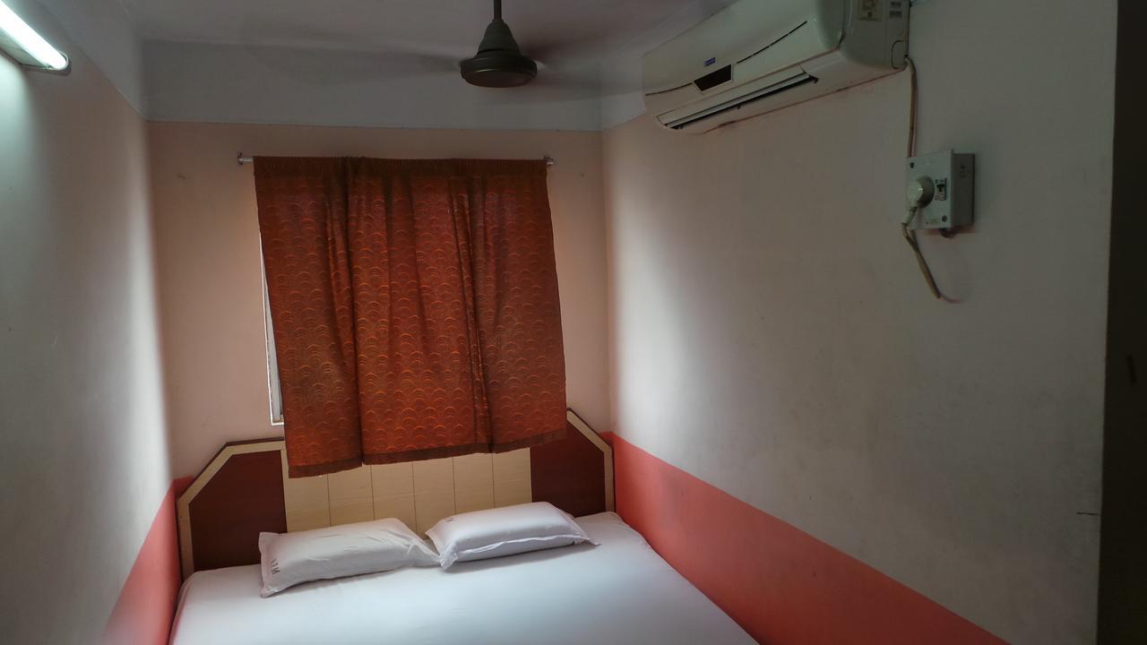 M.P.M. Guest House 蓬蒂切里 外观 照片